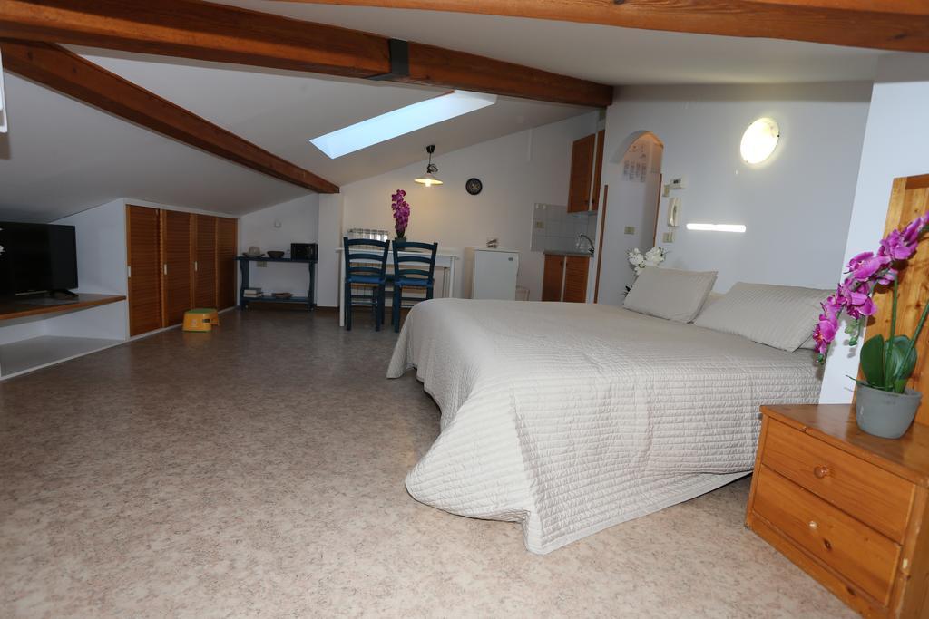 פיראן Allure Apartments מראה חיצוני תמונה